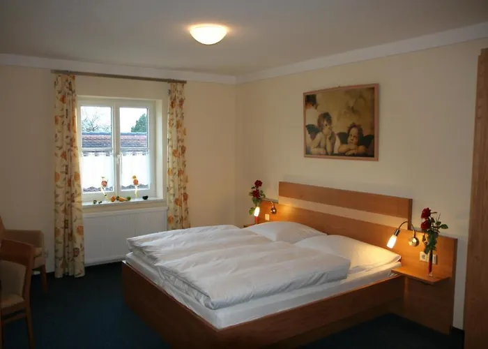 מלון Schlosswirt Etting