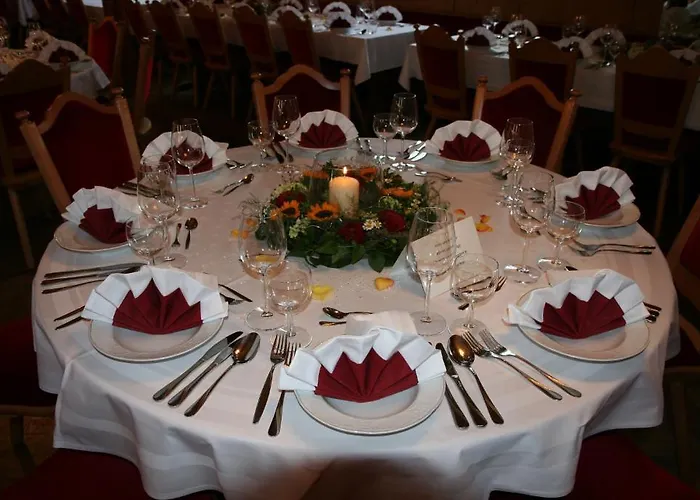 מלון Schlosswirt Etting